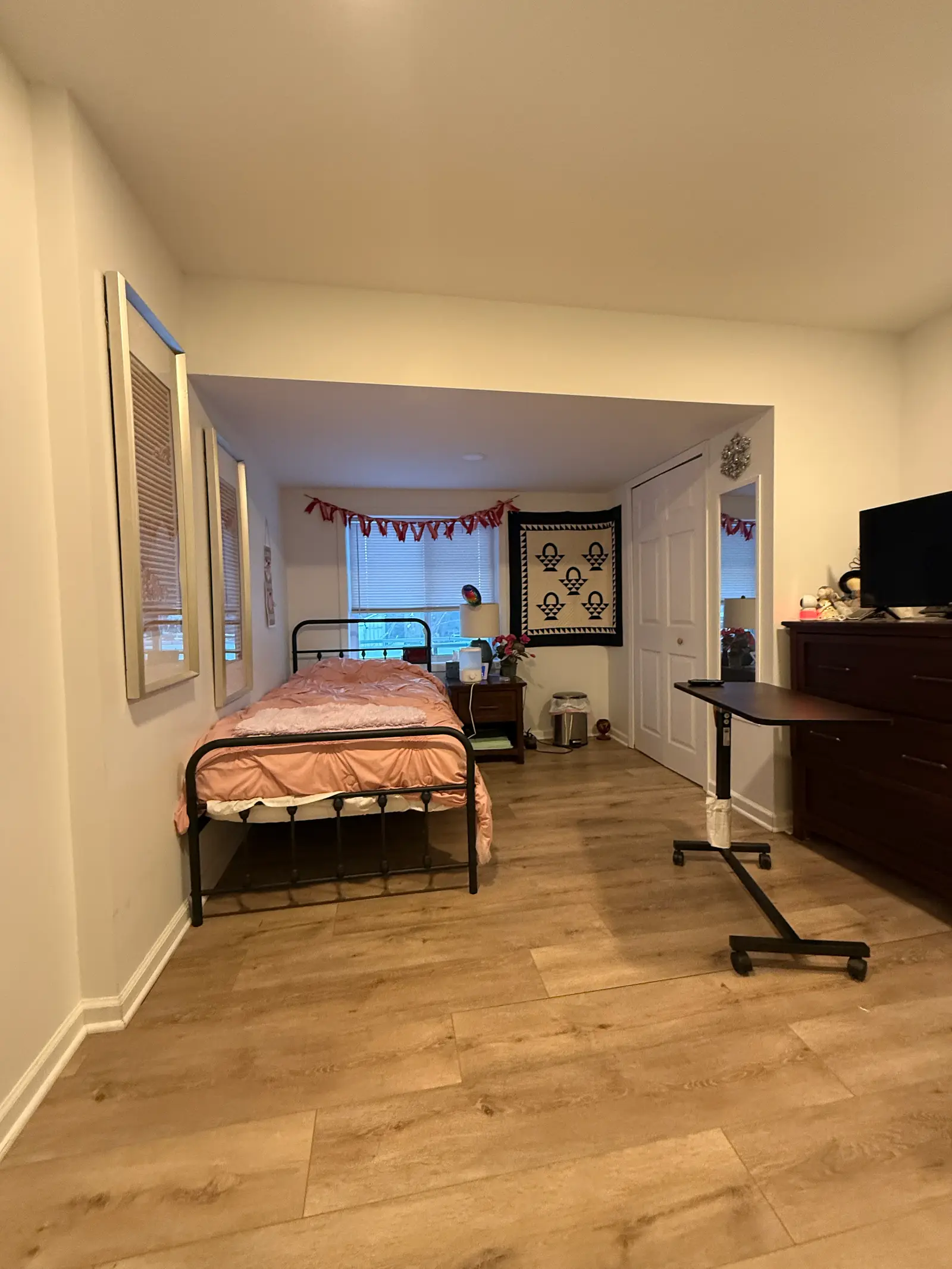 Resident room at Maple Manor